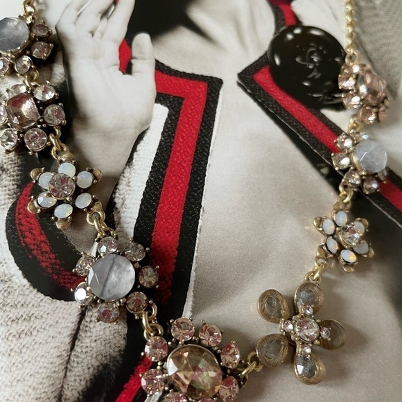 New - LOFT statement necklace - Picture 4 of 4